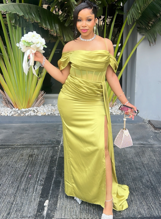 Sexy Spaghetti Straps Sheath Long Prom Dresses with Slits Satin Yellow Wedding Guest Dresses ED05377