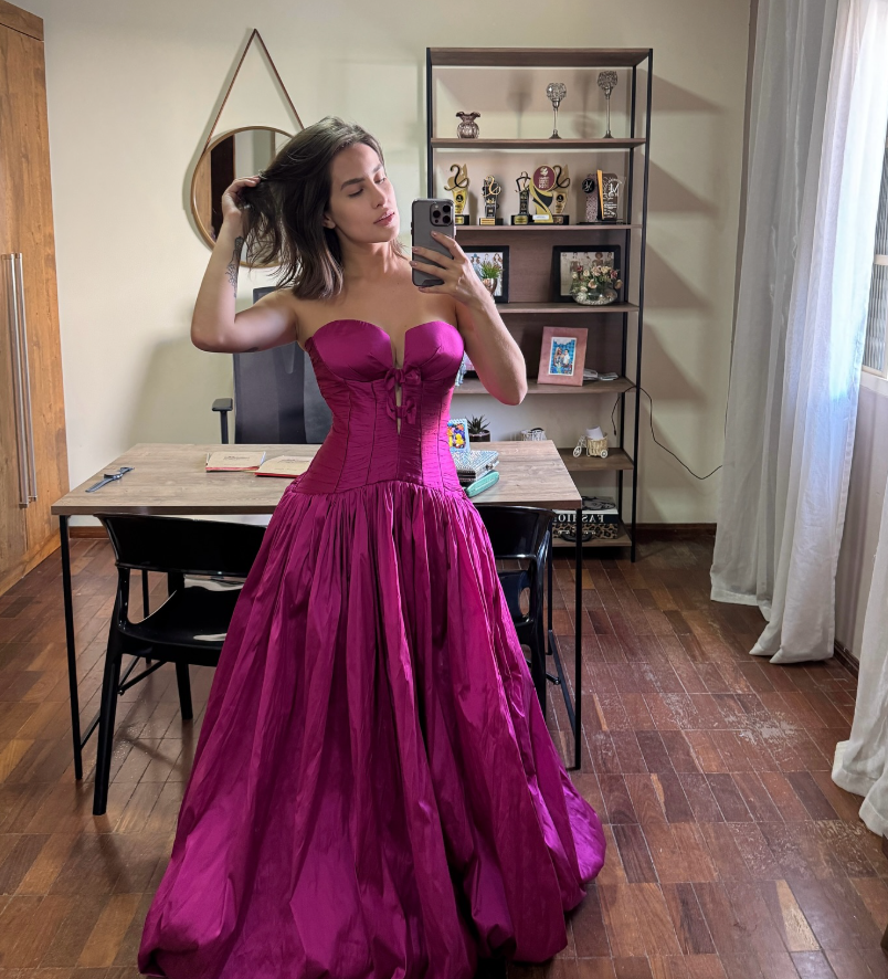 Glam A-Line Fuchsia Long Prom Dresses Sweetheart Neck Fuchsia Formal Dresses Satin Sleeveless Evening Dresses ED05474
