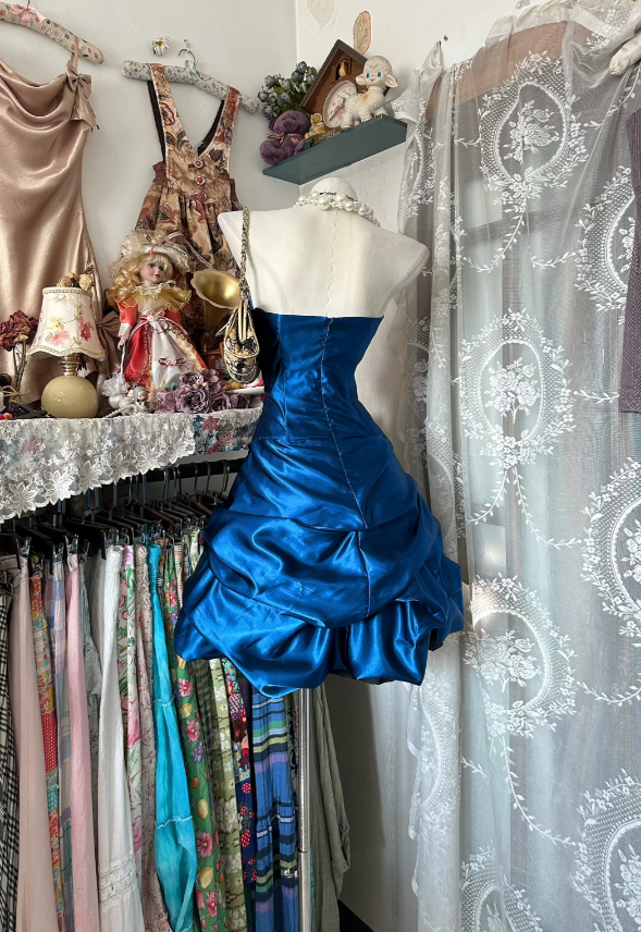 Vintage Sheath Blue Short Prom Dresses Satin Strapless Birthday Dresses Sleeveless Party Dresses ED05499