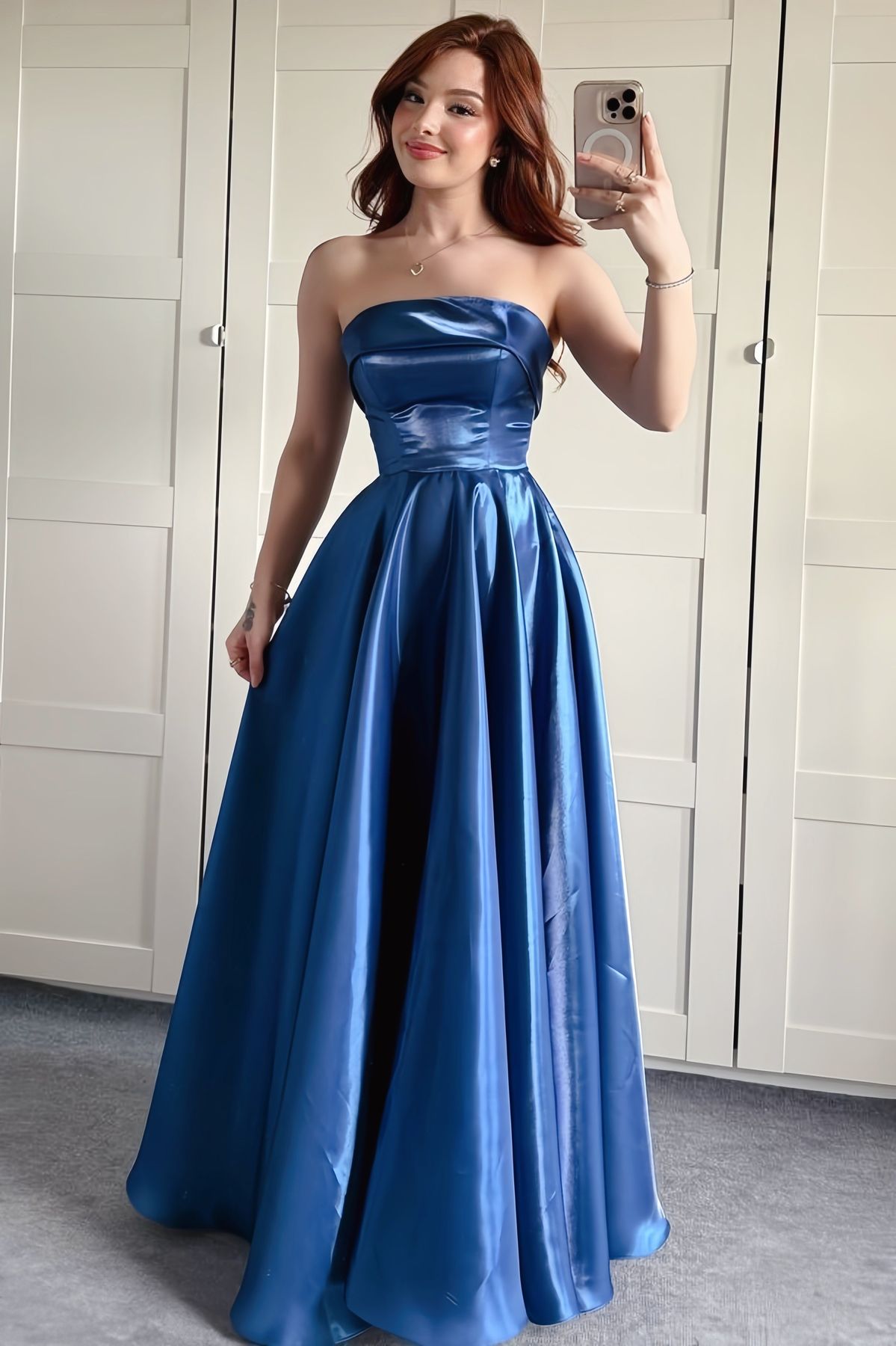 Chic Blue Bridsmaid Dresses Satin A-Line Long Prom Dresses Strapless Evening Gowns ED05801