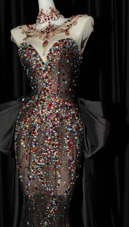 Elegant Black Long Prom Dresses Tulle Rhinstones Mermaid Evening Gowns ED06252
