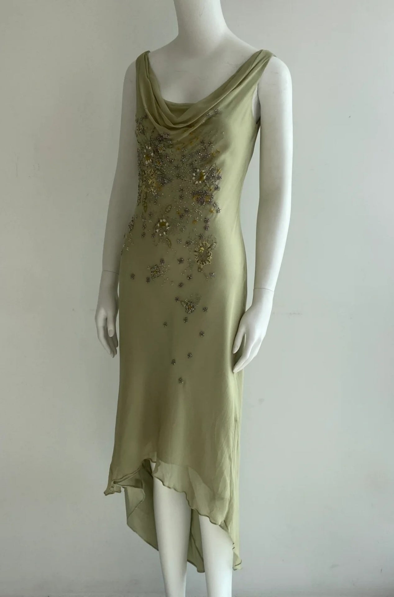 Chic Green Prom Dresses V-neck Sheath Evening Dress Beaded Chiffon Sleeveless Wedding Guest Outfit ED06533