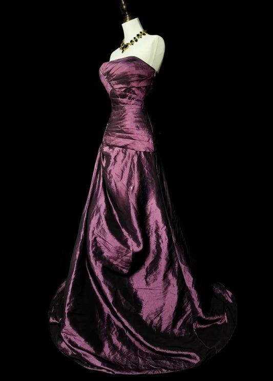 Chic Grape Long Prom Dress Satin Strapless Sheath Evening Dress Sleeveless Birthday Dress ED06592