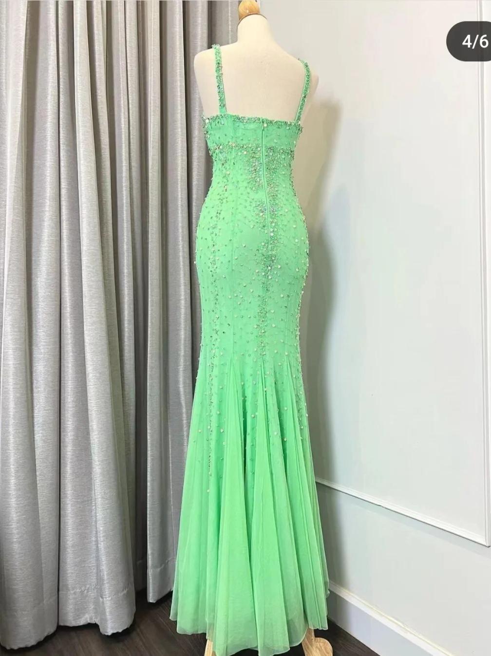 Green V-neck Mermaid Chiffon Beaded Long Prom Dress Gorgeous Evening Dress HZ1024