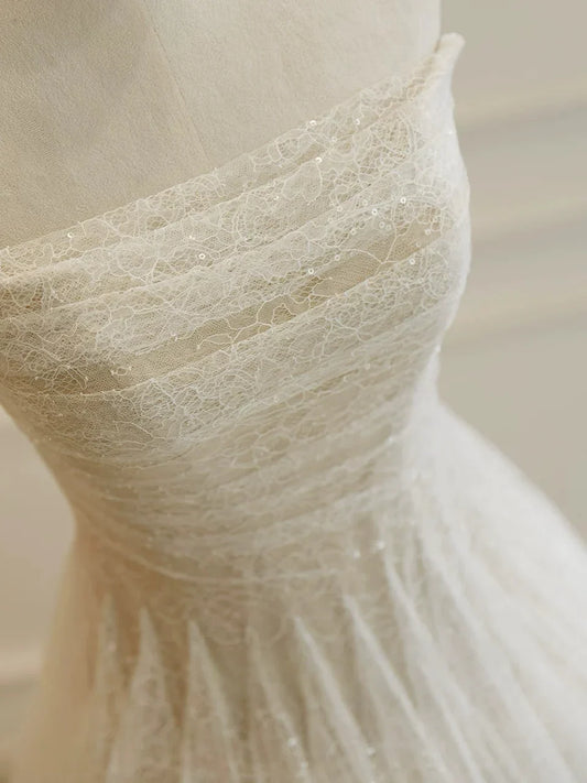 A-Line Tulle Lace Sequin Light Champagne Simple Wedding Dresses EW098