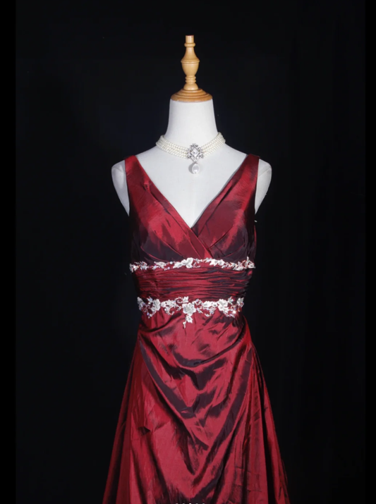 Vintage Burgundy V Neck Satin Appliques Mermaid Long Wedding Guest Dress Formal Evening Gowns D2273