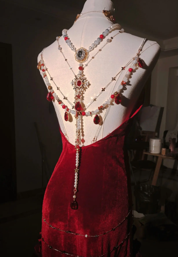 Burgundy Exquisite Mermaid Spaghetti Strap Beaded Velvet Long Party Dress Cocktail Dress(No accessories) SH3593