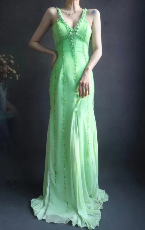 Classy V Neck Green Chiffon Beaded Mermaid Long Party Dress Evening Gown D1903