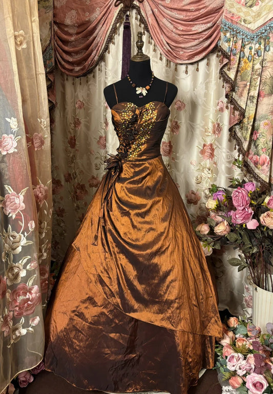 Beauty Prom Dress Spaghetti Straps Pleated Sequins Ball Gown Evening Dress Birthday Dress Quinceanera Dress D2383