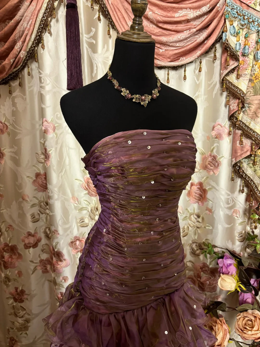 Charming Prom Dress Strapless Pleated Ruffle Prom Gown Evening Dress Gala Dress Business Dinner Dress D2388