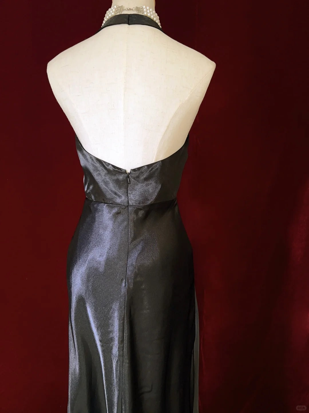 Charming Prom Dress V-neck Backless Ruffle Evening Dress Prom Gown Gala Dress Business Dinner Dress D2440