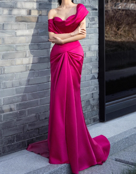 Charming Prom Dress Off Shoulder Pleated Mermaid Prom Gown Evening Dress Gala Dress D2531
