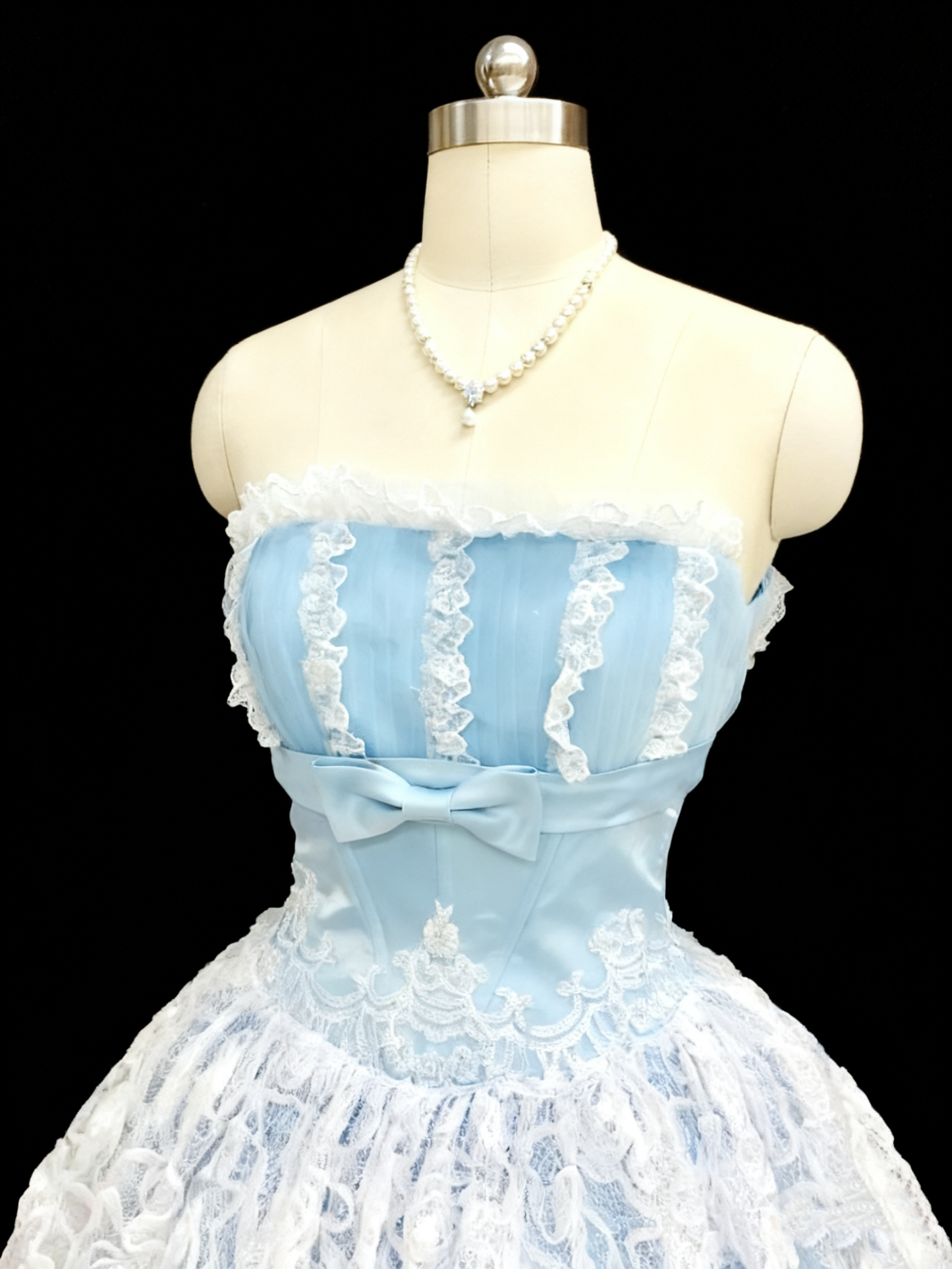 Charming Prom Dress Strapless Pleated Sweet 16 Dress Evening Dress Ball Gown D3381