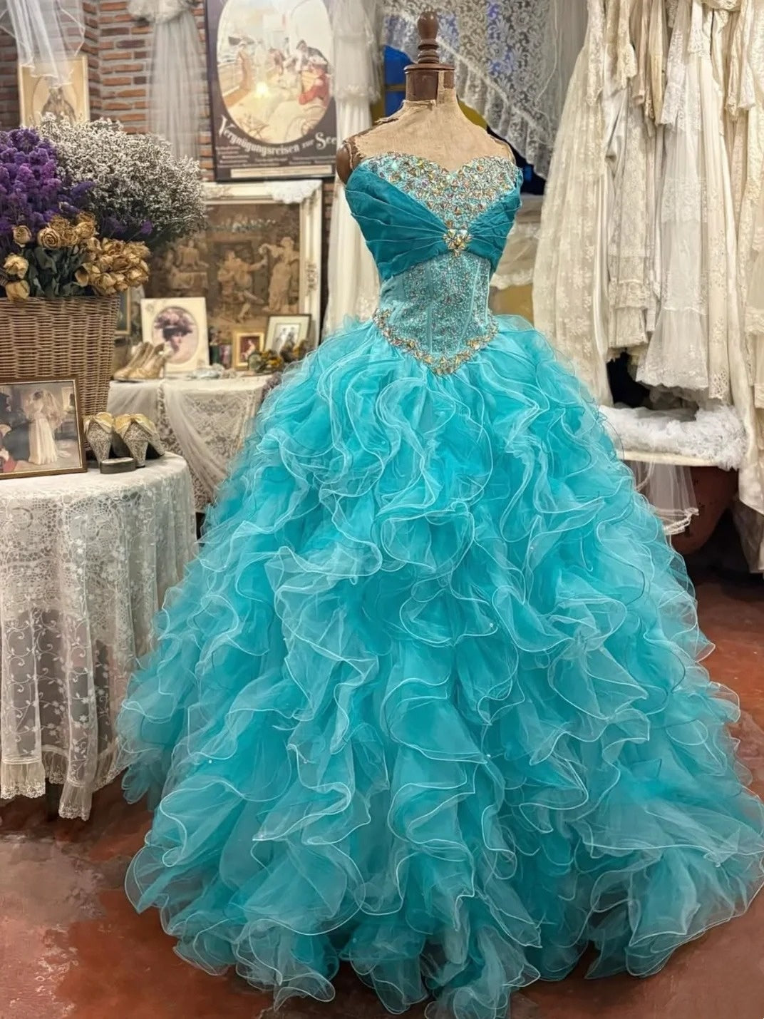 Charming Prom Dress Sweetheart Ruffle Evening Dress Quinceanera Dress Ball Gown D4412