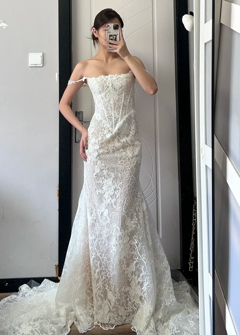 Charming Wedding Dress Spaghetti Straps Wedding Dress D4498