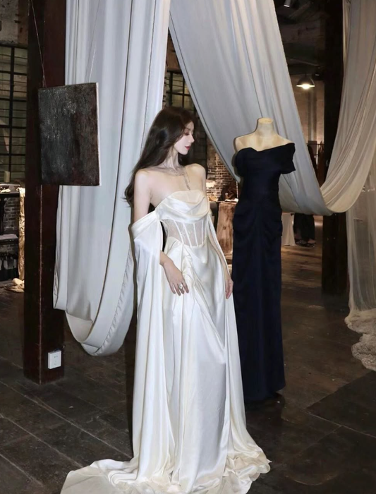 Elegant White A Line Long Sleeve Lace Satin Prom Dress Evening Dress Formal Gown SH3928