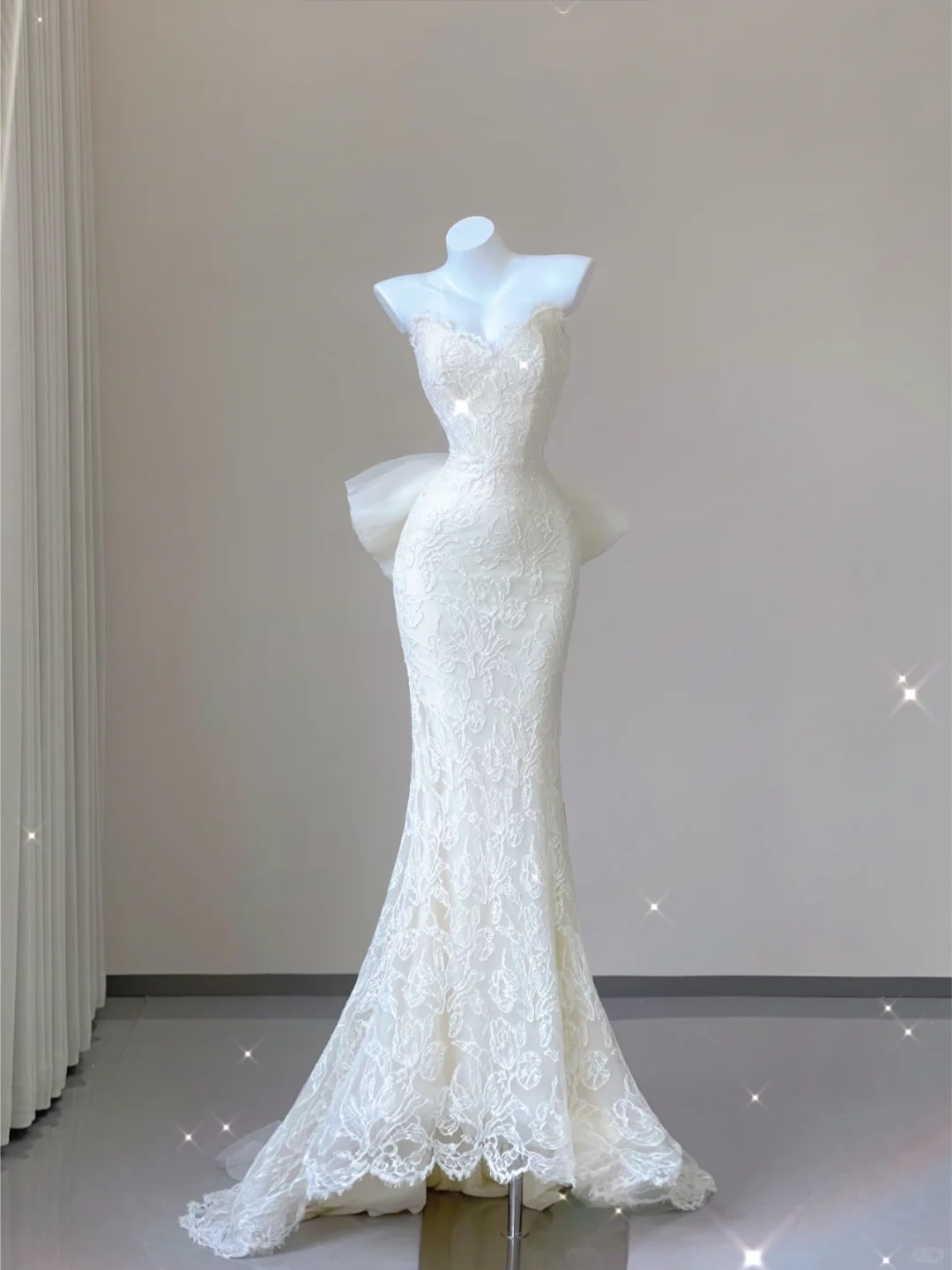 Unique Mermaid Sweetheart White Lace Long Wedding Dresses Brides Dress P0028