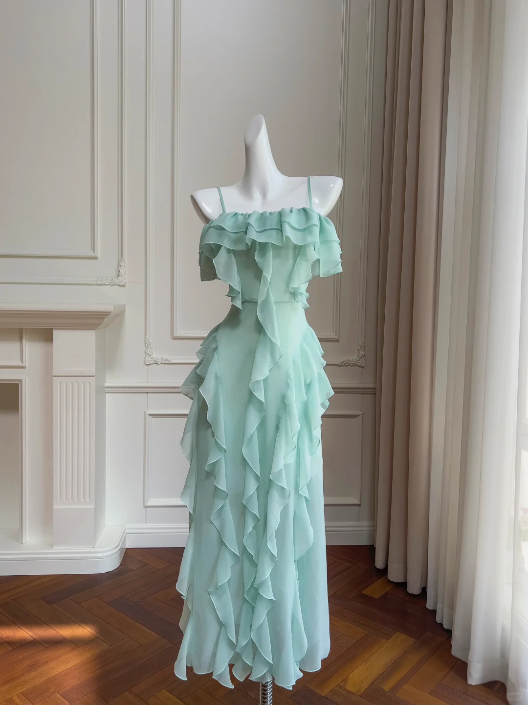 Elegant A Line Spaghetti Strap Ruffle Green Chiffon Prom Dress Wedding Guest Dress SH3015