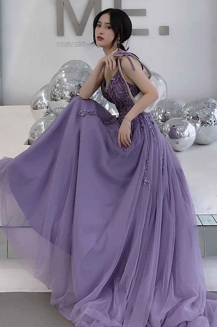 Lavender a line v neck sleeveless appliques lace sweep train Prom Dresses fg2516