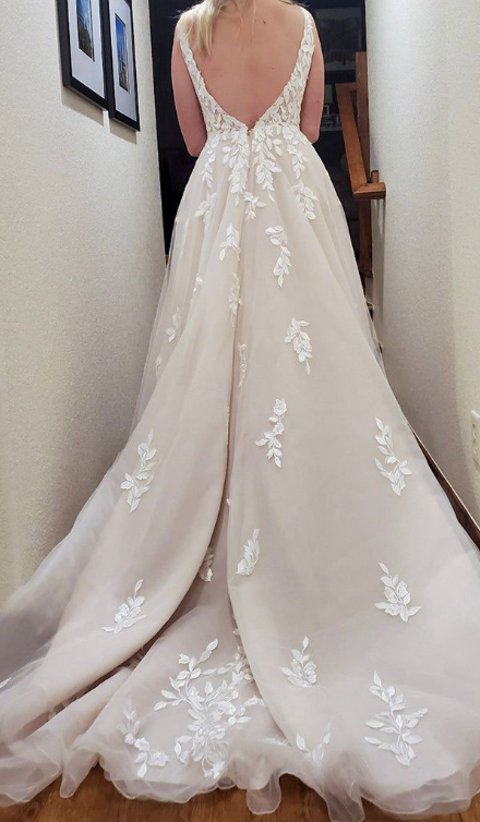 A-line Lace Dream Romantic Long Wedding Dresses fg3523
