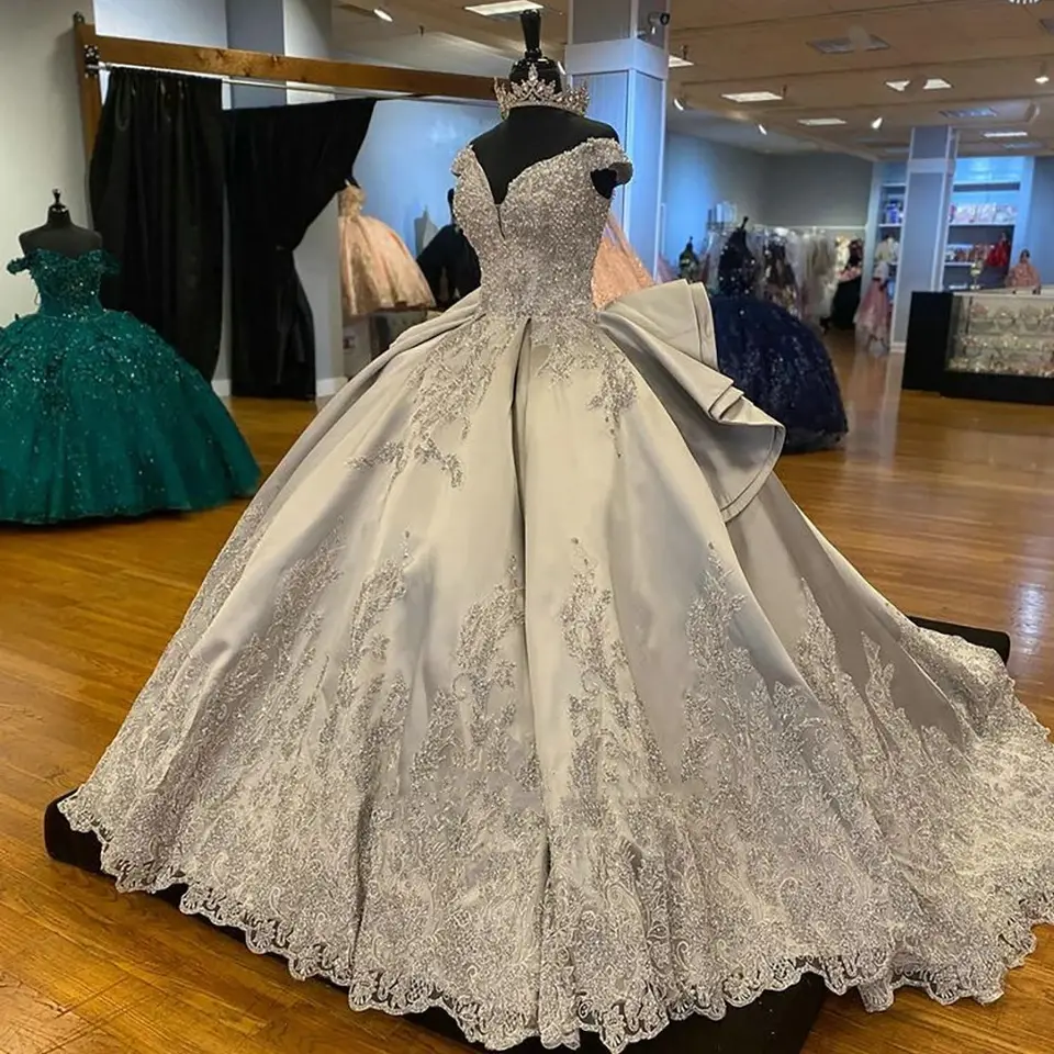 Silver Off Shoulder Ruffled Back Ball Gown Prom Dress Appliqué Beads Sweet 16th Dress fg3812