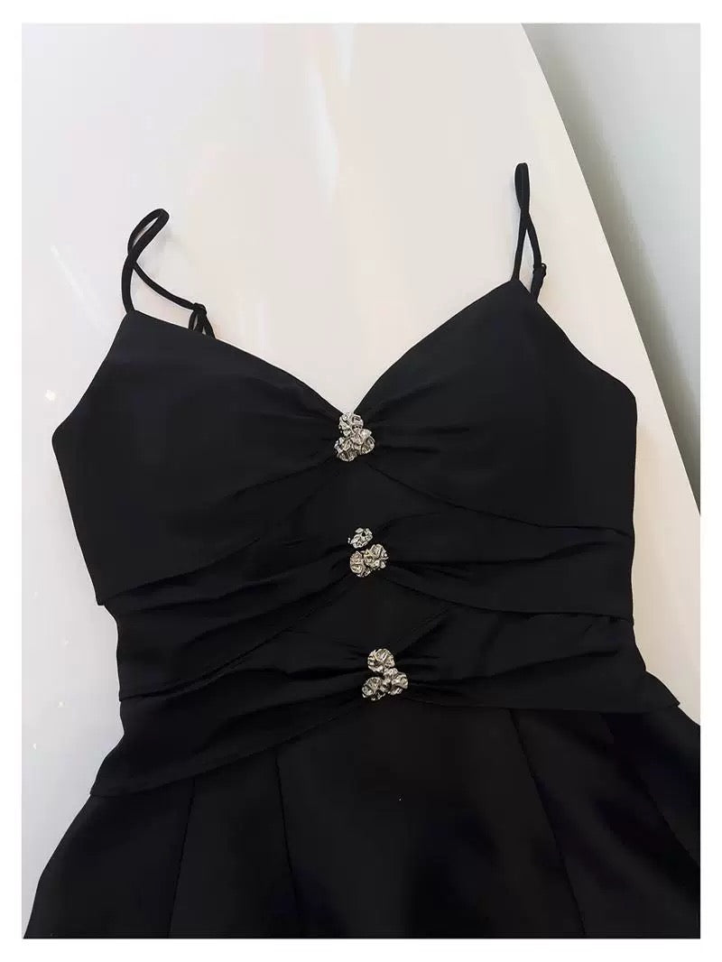 Trendy A Line Spaghetti Straps Black Satin Formal Short 8th Grade Homecoming Dress Summer Middle School Hoco Dresses Birthday Outfits W929