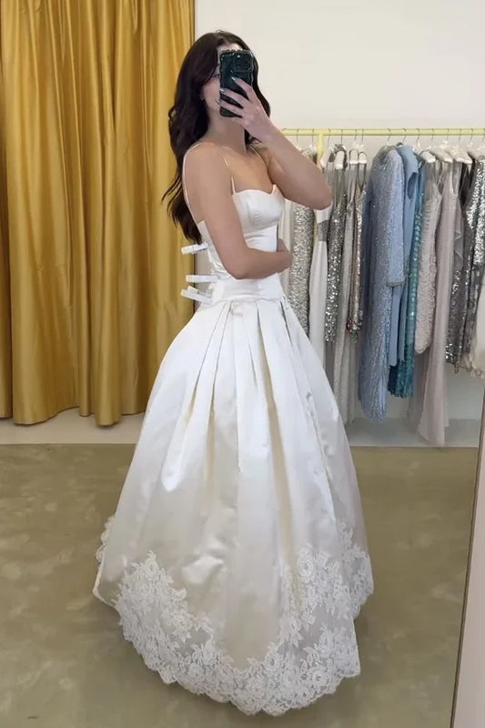 White Sweetheart A-Line Satin Party Prom Dress With Lace Appliques
