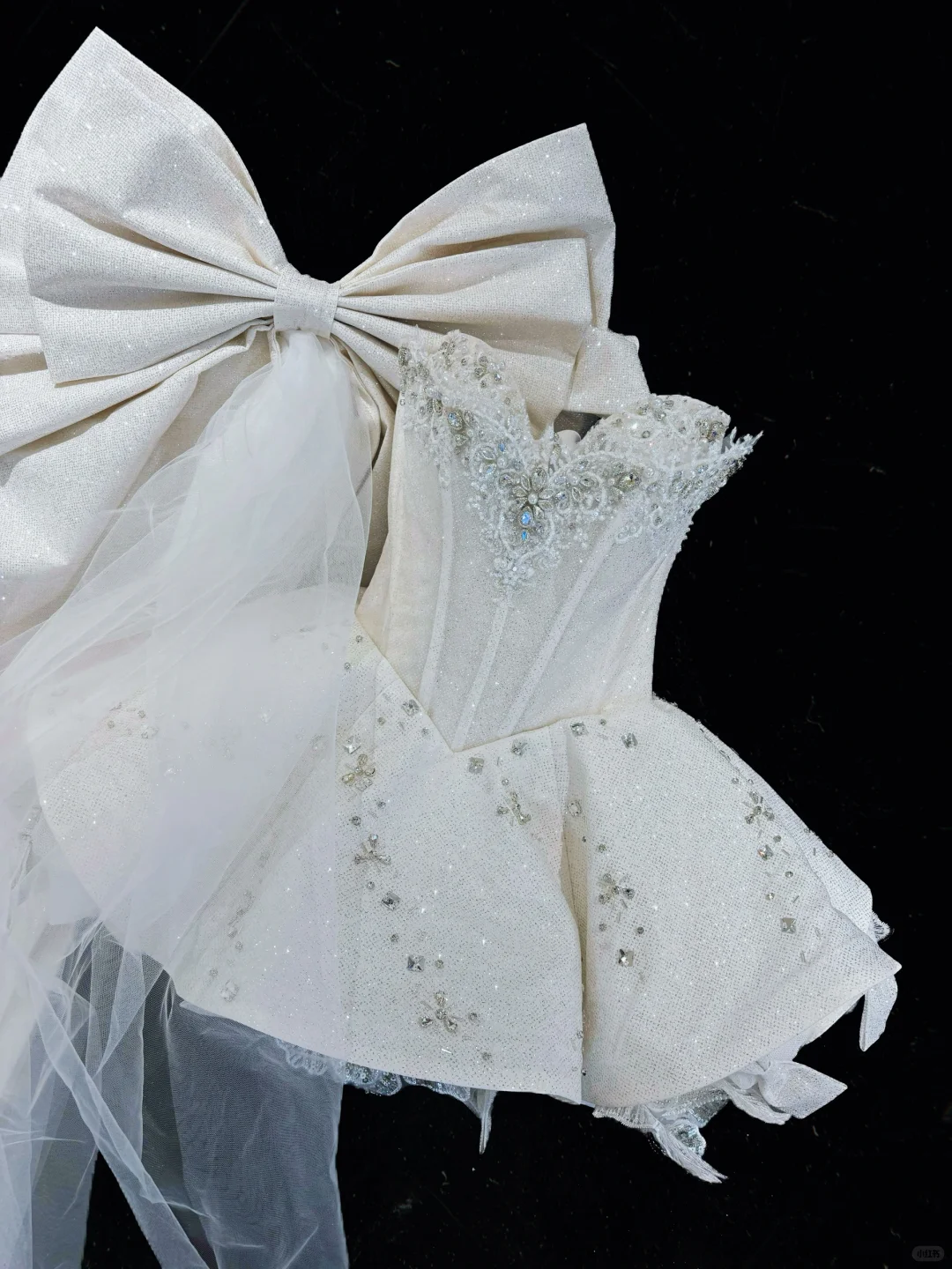 Shiny A Line Sweetheart Neck Beaded White Sequin Bow Short Homecoming Dresses Birthday Dresses SH5044