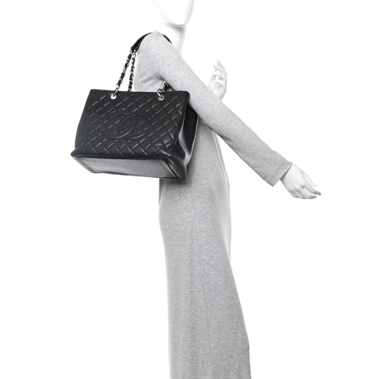 Caviar Quilted Grand Shopping Tote GST Black