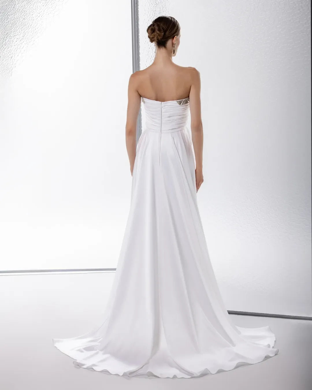 White Sleeveless Square A Line Pleated Prom Dress With Slit