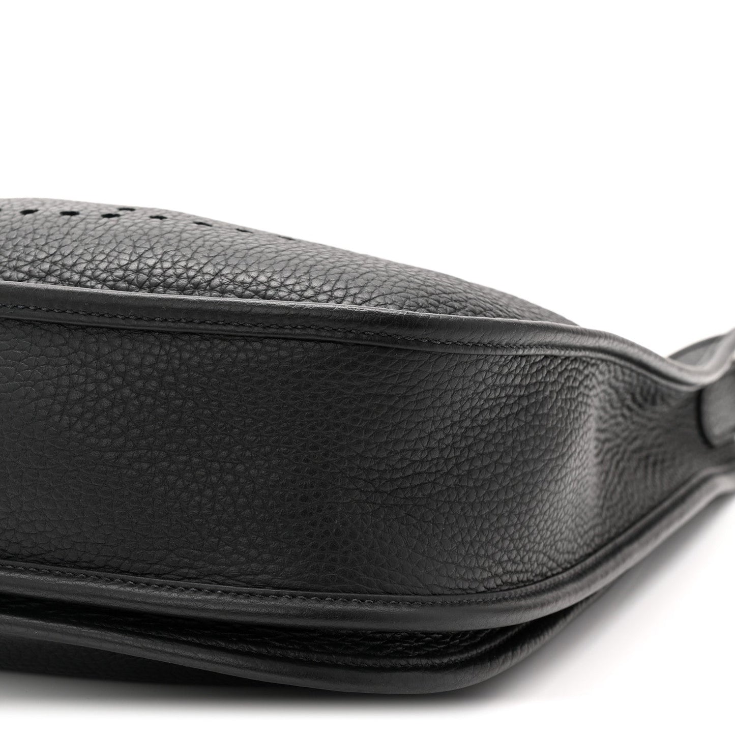 Taurillon Clemence Evelyne III PM Black