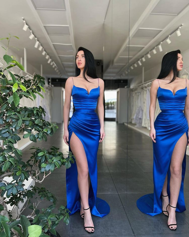 Spaghetti Strap Royal Blue Mermaid Evening Dress With Slit