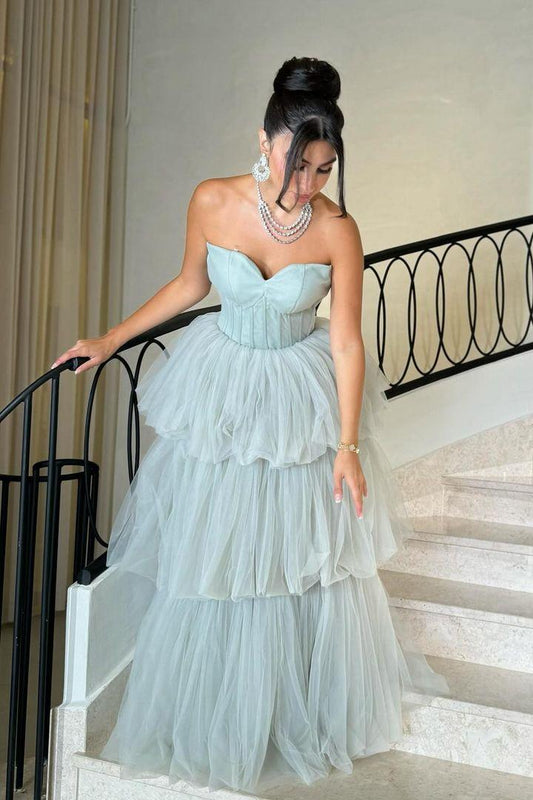 Chic Light Blue Tulle Sleeveless Strapless Sweetheart Long Prom Dress with Ruffles