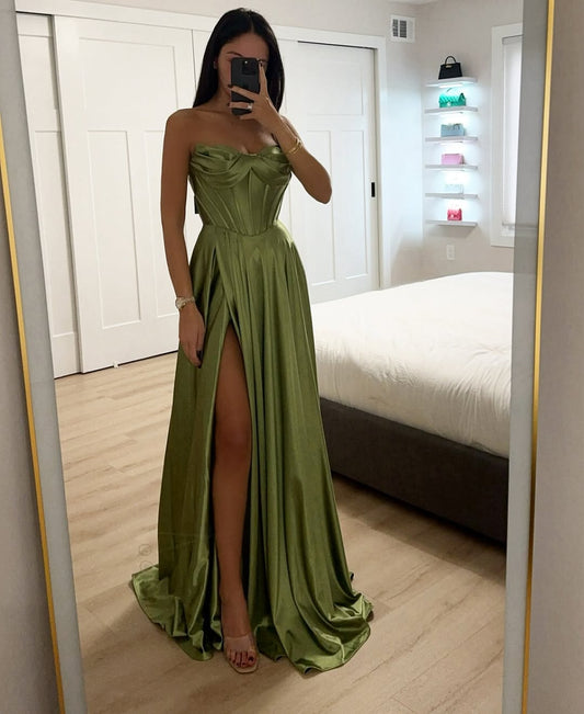 Green Sleeveless Strapless Sweetheart A-Line Prom Dress