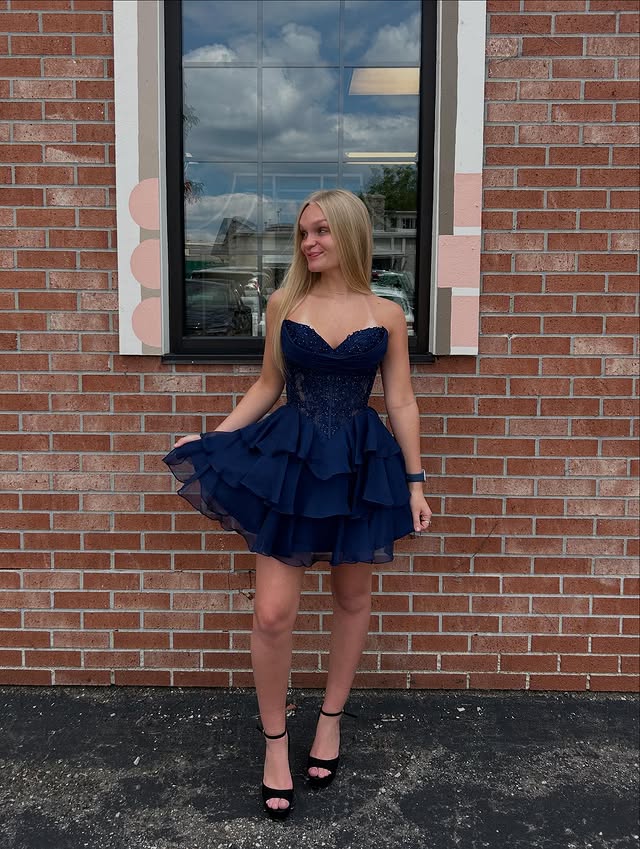 Hot Sweetheart Empire A-Line Two Tone Tiered Homecoming Dress