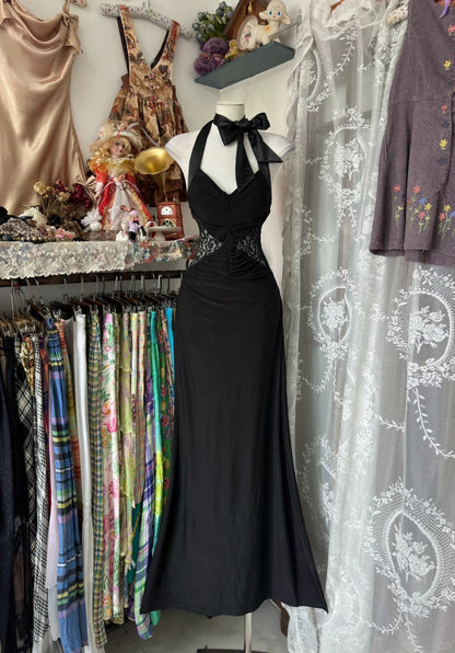Elegant Black Halter Prom Dress Sleeveless Evening Party Dress   fg7381
