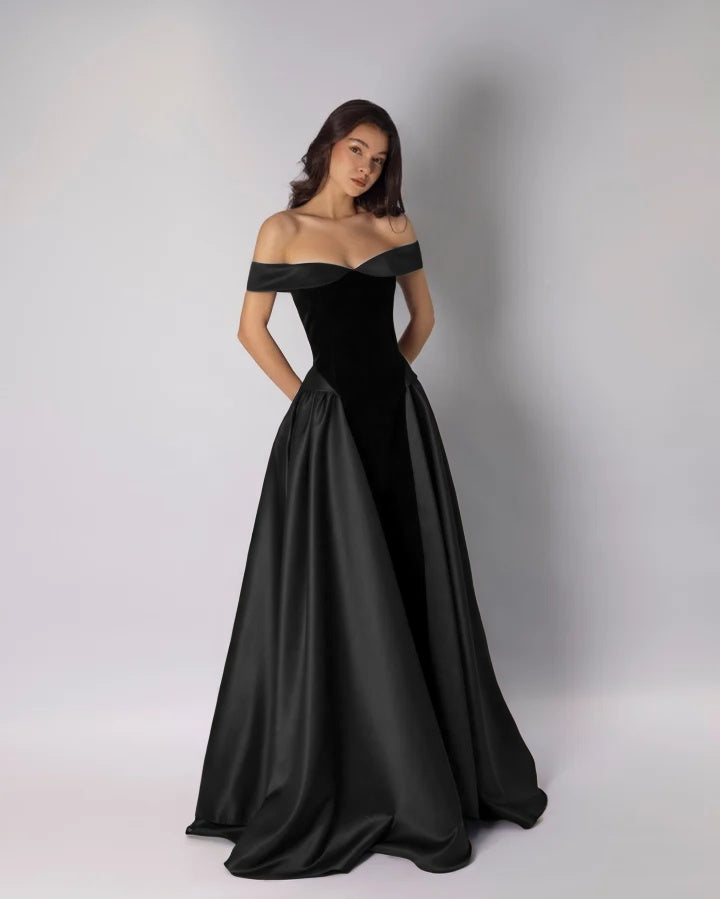 Classic Dark Purple Off-The-Shoulder Pleated A-Line Evening Dress