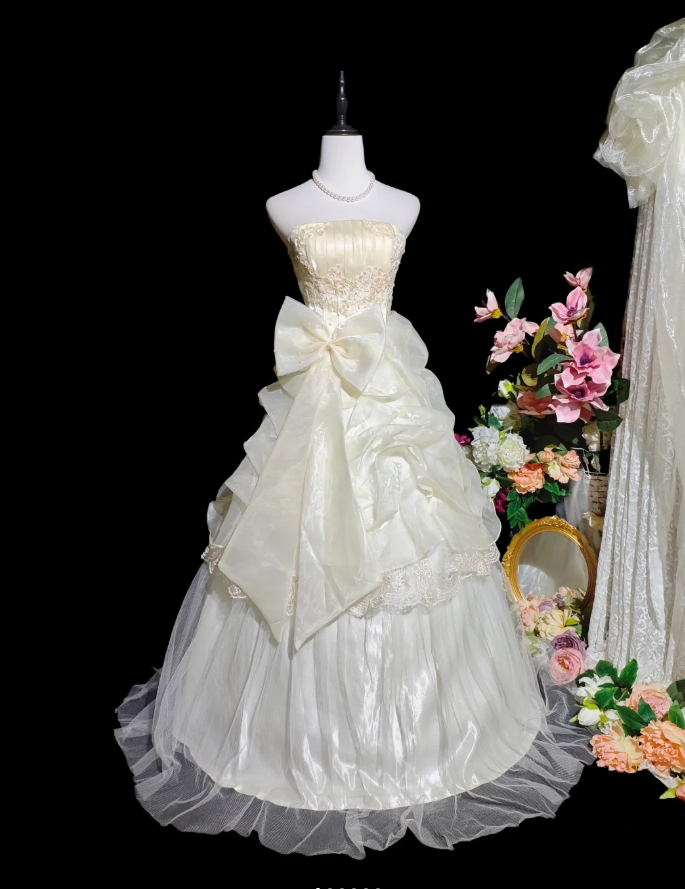 Elegant Strapless Organza Pleated Beaded Ball Gown Sweet 15 Dress Quinceanera Dress D2357