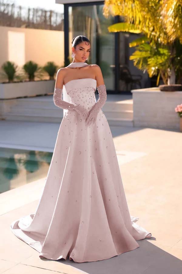 Sleeveless Strapless Long Evening Dress With Appliques Gloves