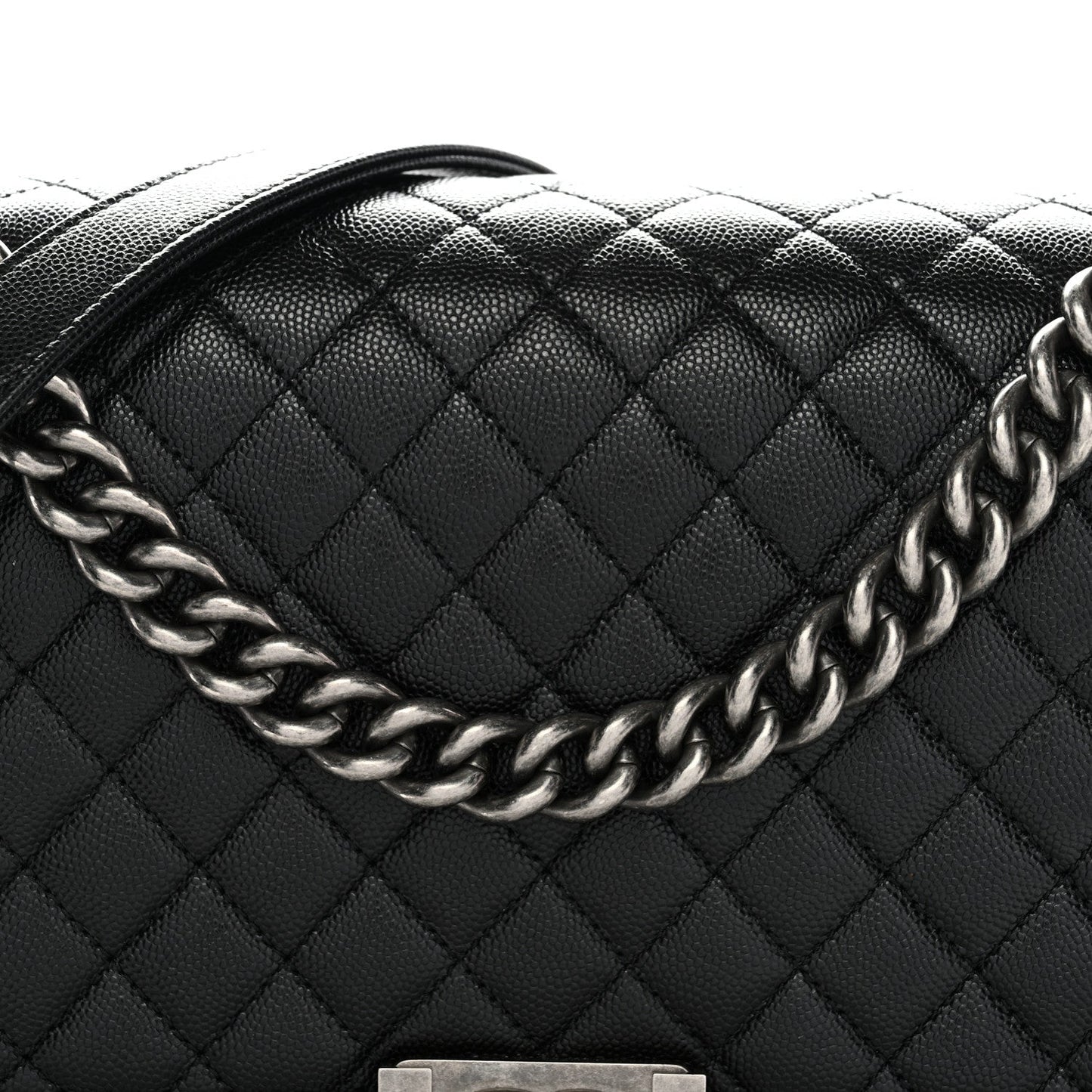 Caviar Quilted New Medium Boy Flap Black