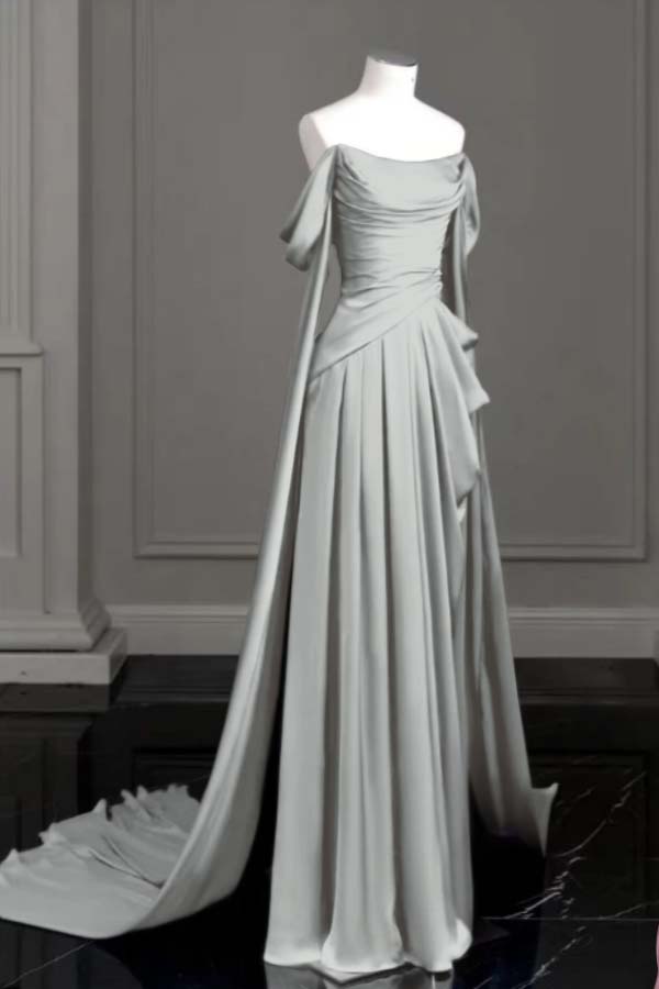 Sleeveless Off-The-Shoulder Pleated Long Prom Dress With Trailing On Both Sides