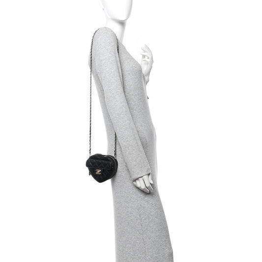 Lambskin Quilted CC In Love Heart Clutch With Chain Black