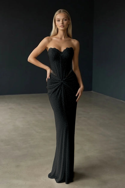 Gorgeous Sleeveless Sweetheart Fitted Evening Dress With Beading