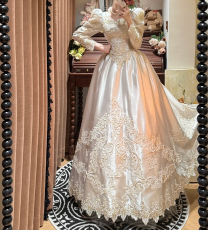 Charming White Off The Shoulder Satin Beaded Appliques Ball Gown Long Wedding Dress Bridal Dress D2035