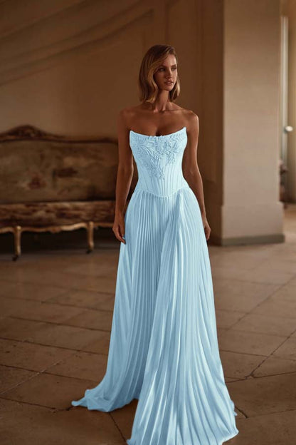 Exquisite White Satin Strapless Sleeveless Long Pleated Prom Dress with Applique