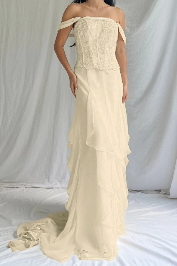 Elegant Ivory Off-Shoulders Evening Dress Sleeveless Ruffles with Applique