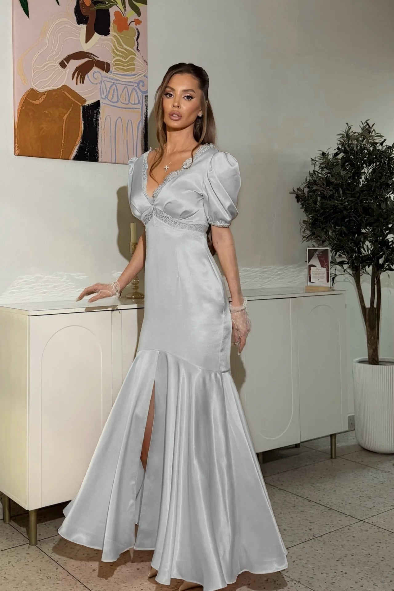 Blushing Pink V-Neck Mermaid Evening Dress Puff sleeves Floor Length with Lace