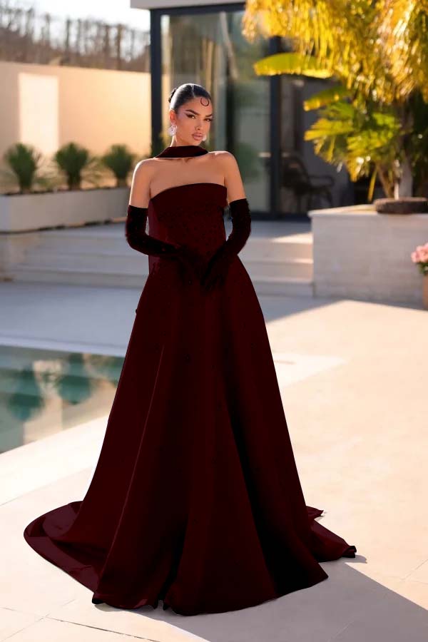 Sleeveless Strapless Long Evening Dress With Appliques Gloves