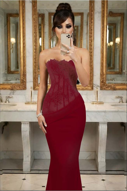 Black Sleeveless Strapless Lace Mermaid Embroidery Prom Dress