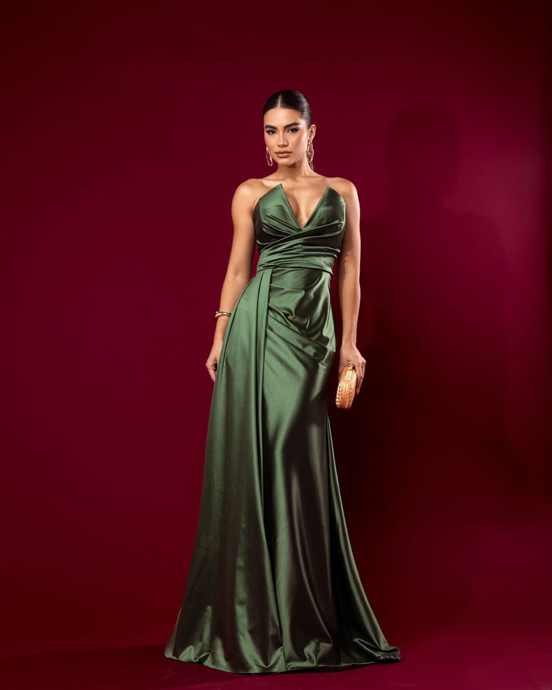 Purple Sleeveless Strapless Deep V-Neck Mermaid Prom Dress